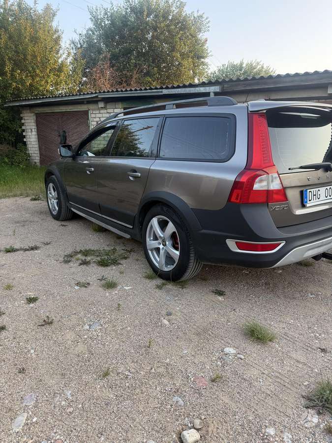 Volvo XC70 2008 — photo 13