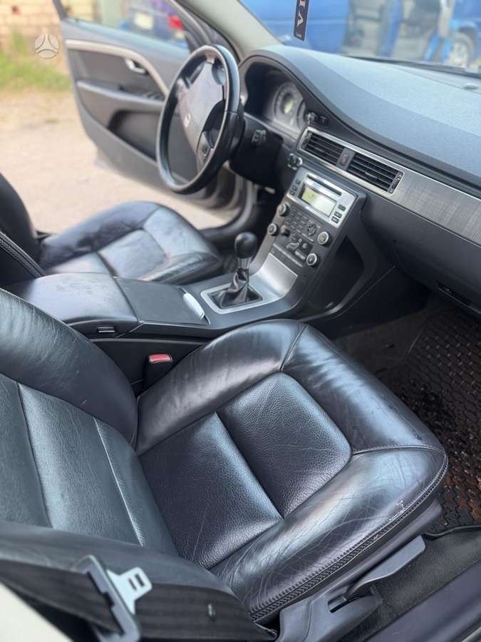Volvo XC70 2008 — photo 15