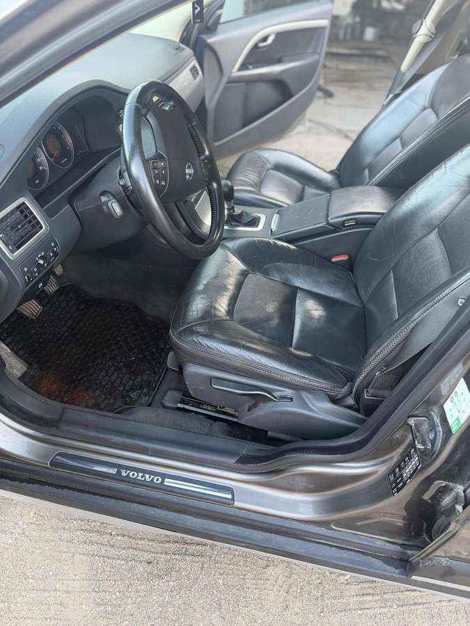 Volvo XC70 2008 — photo 21