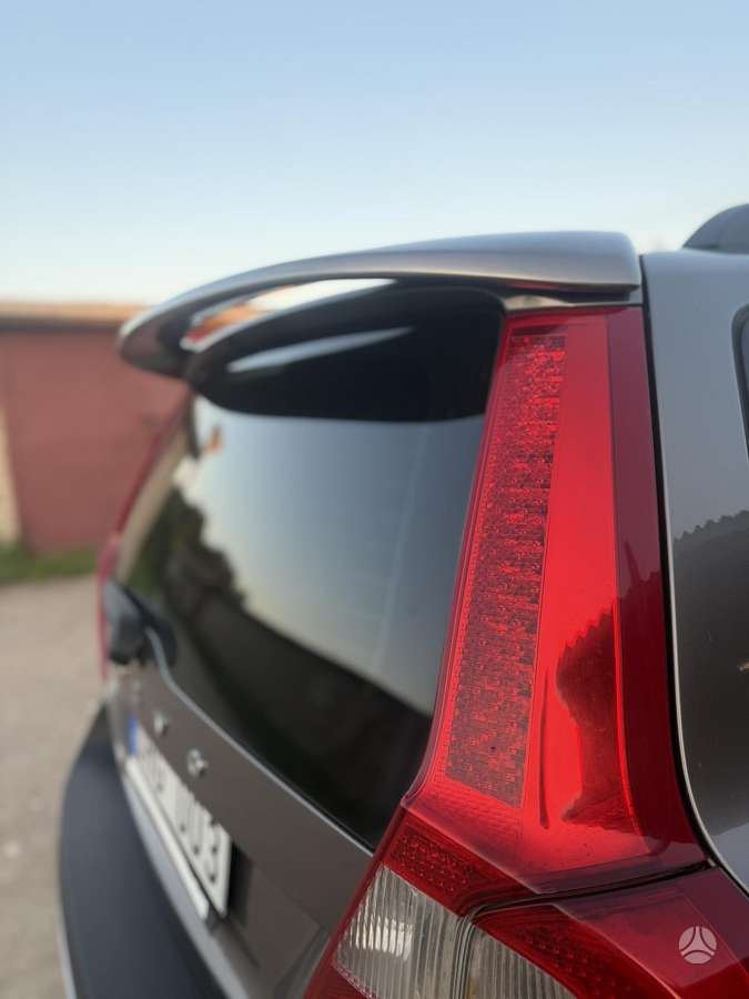 Volvo XC70 2008 — photo 8