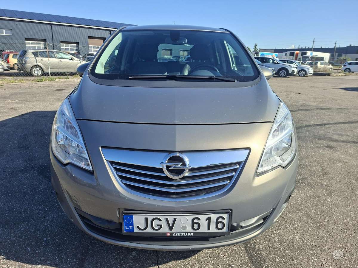 Opel Meriva 2011 — photo 8