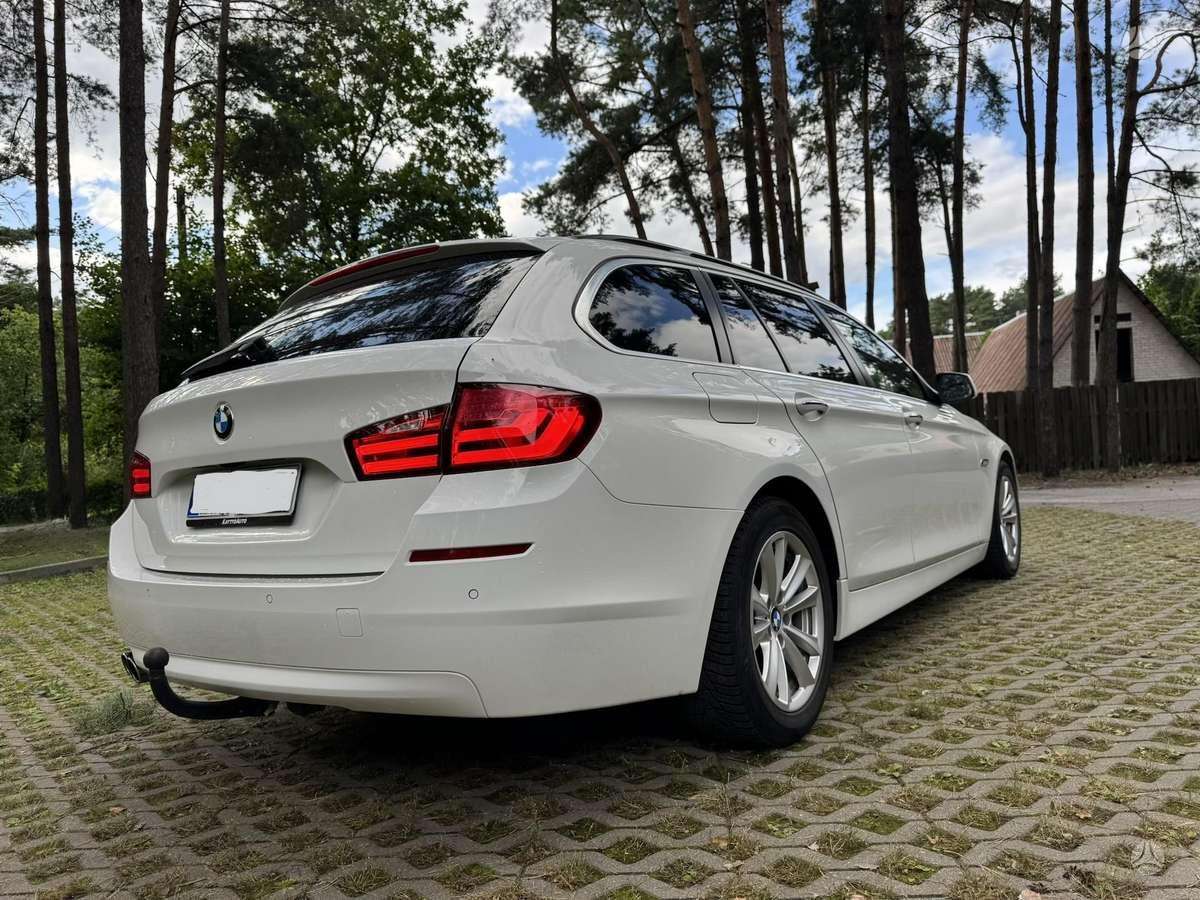 BMW 520 2011 — фото 17