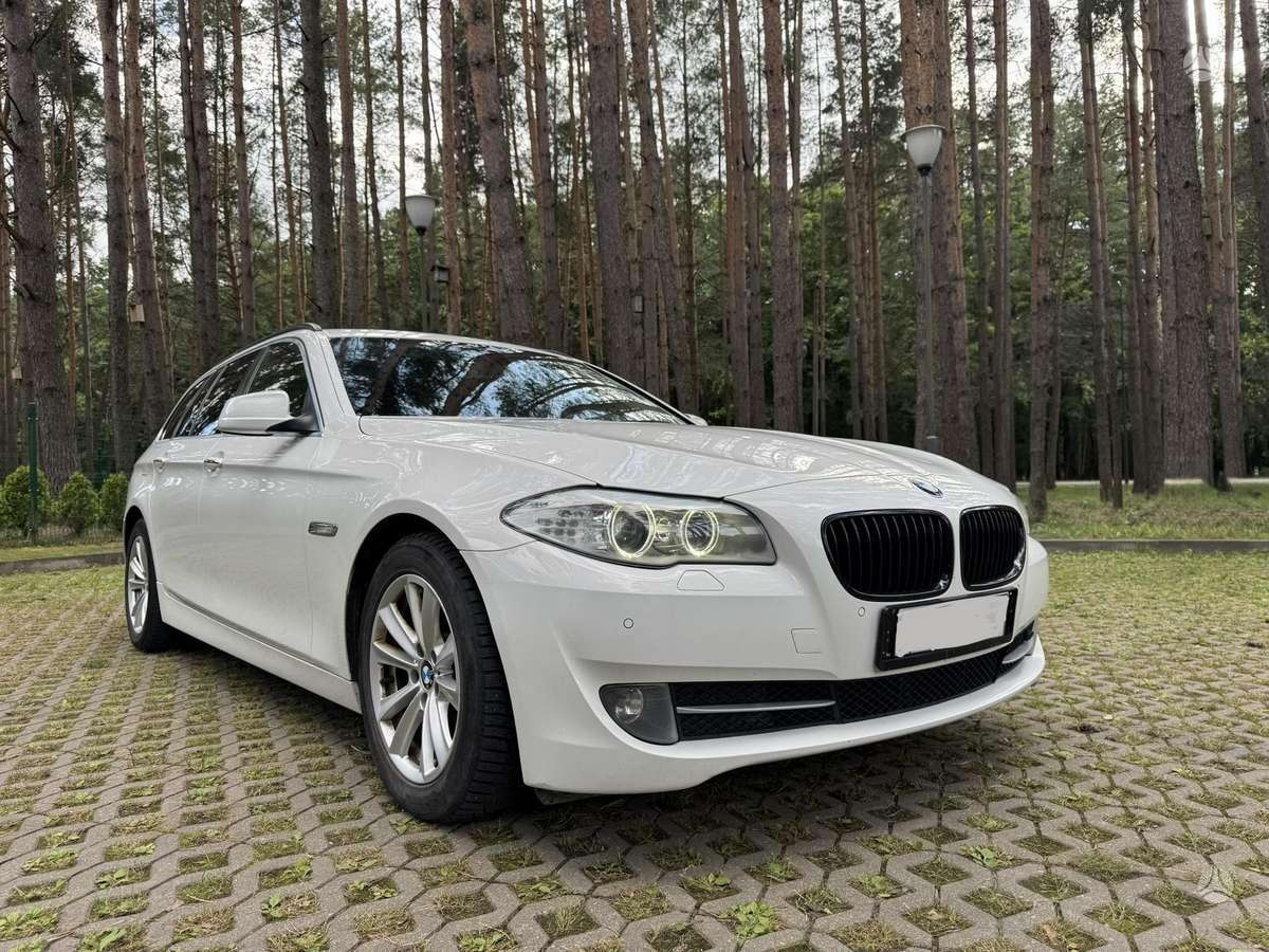 BMW 520 2011 — фото 19