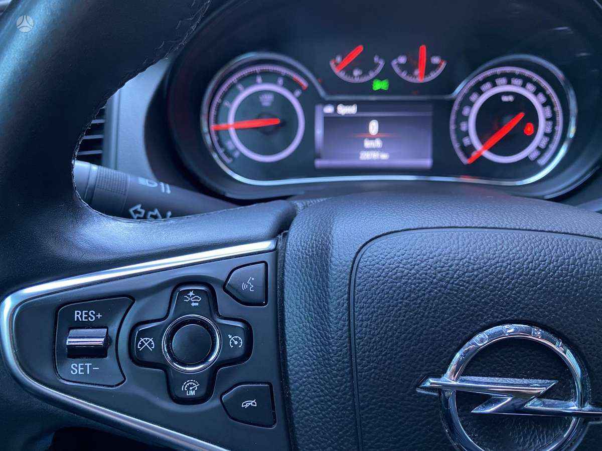 Opel Insignia 2015 — фото 25