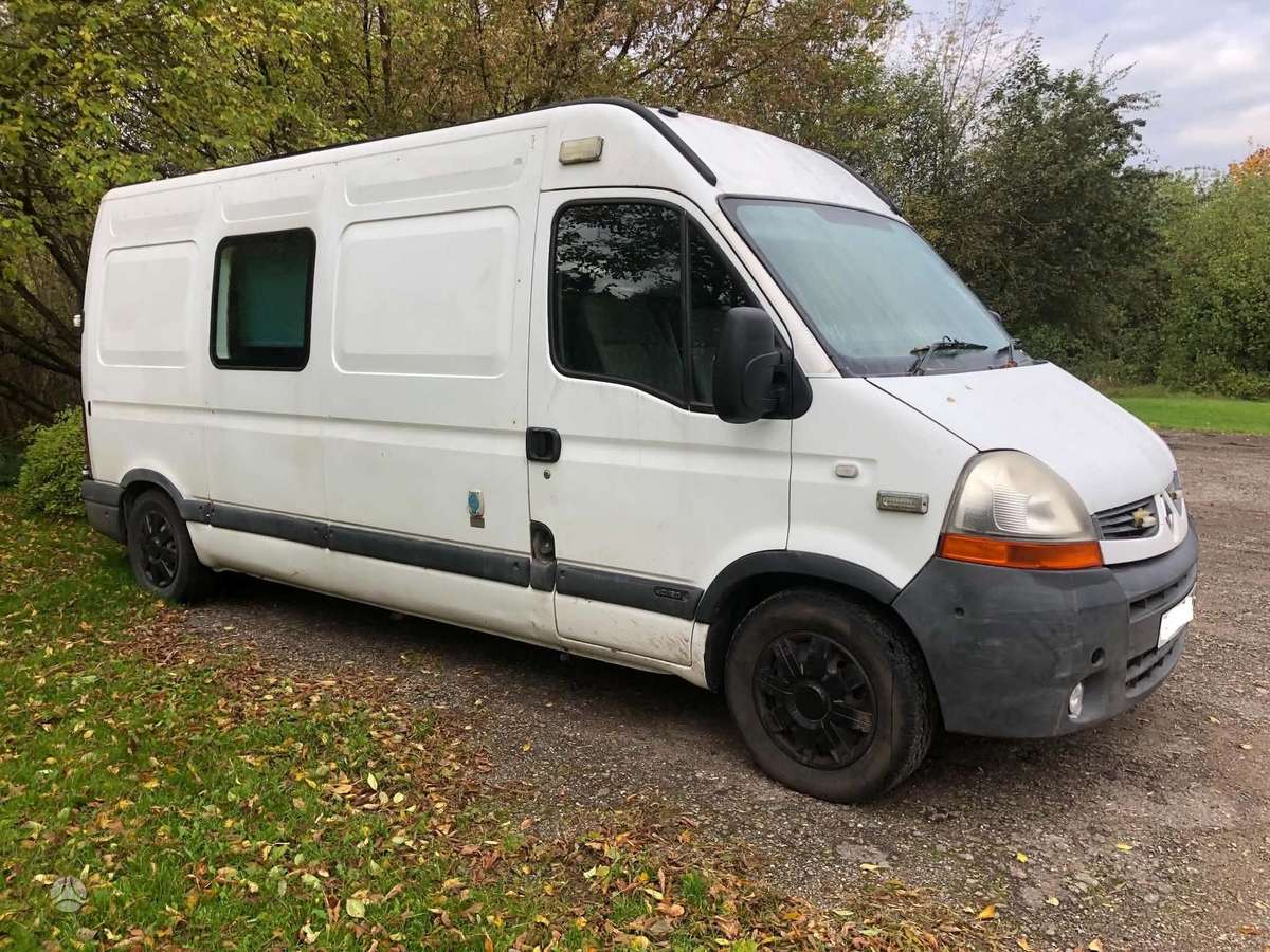 Renault Master 2010 — вигляд ззаду