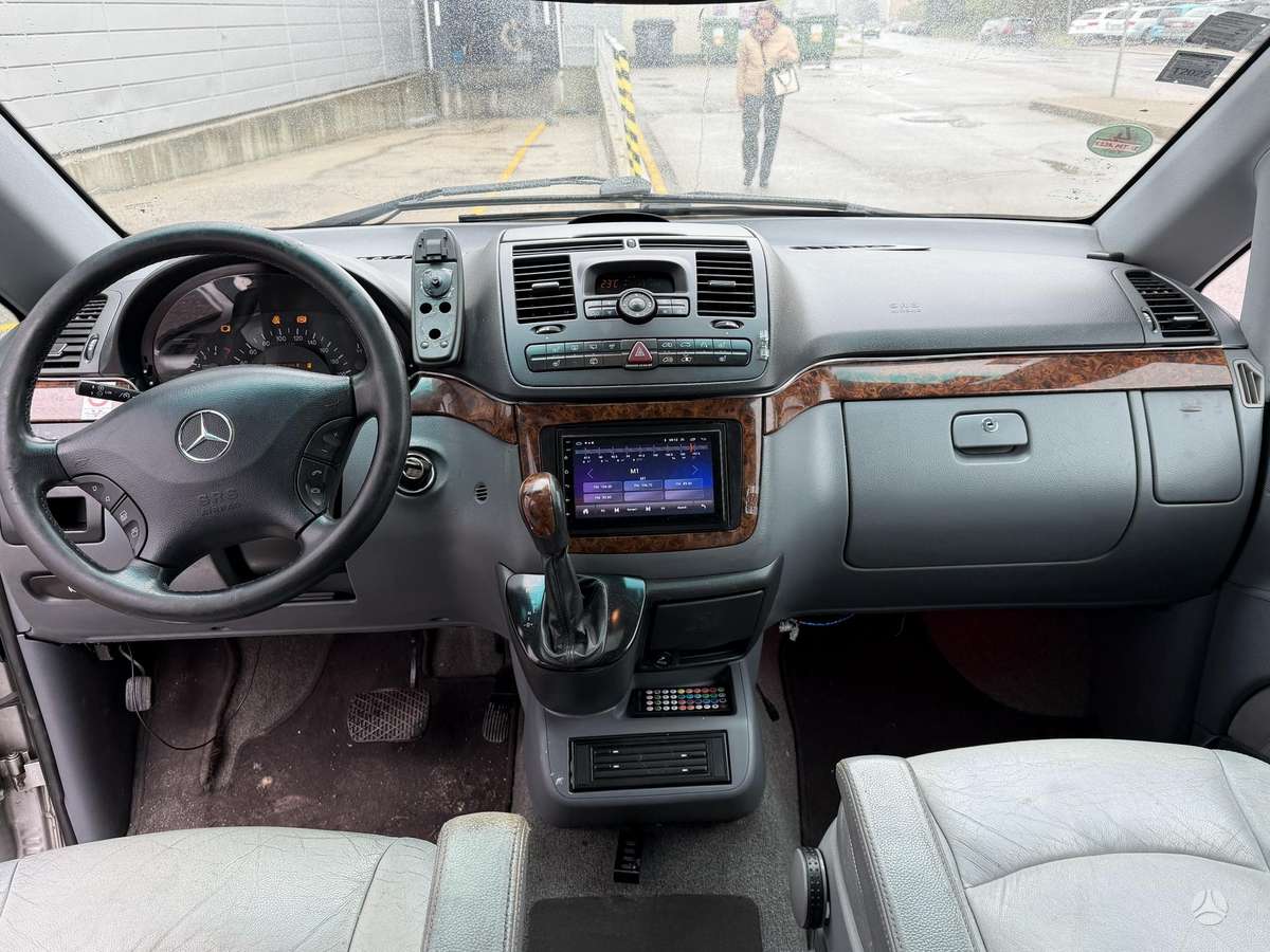 Mercedes-Benz Viano 2004 — photo 12