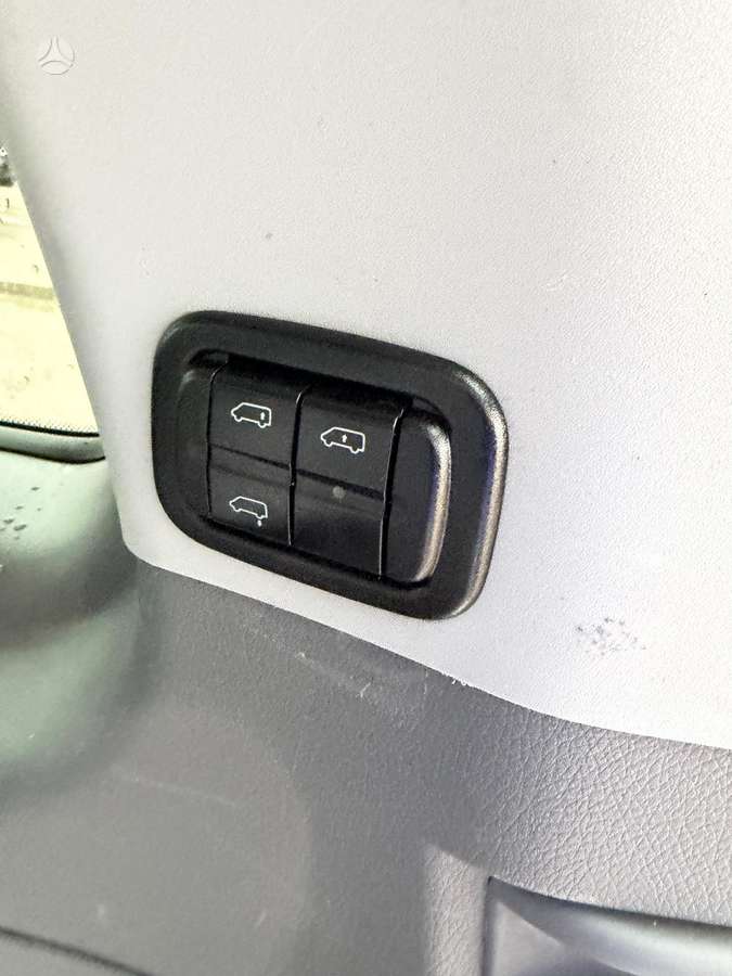 Mercedes-Benz Viano 2004 — photo 14