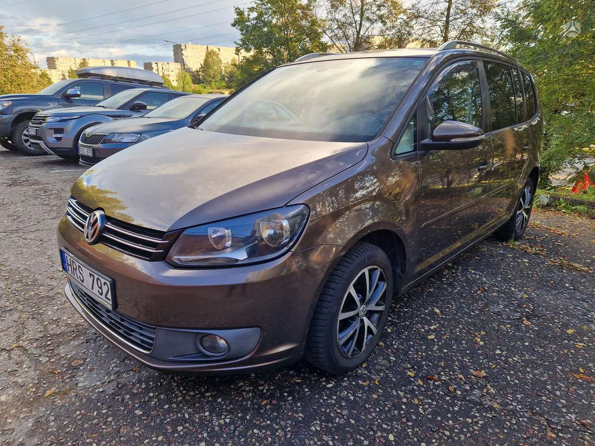 Volkswagen Touran 2011 — vehicle for AFU Ukraine