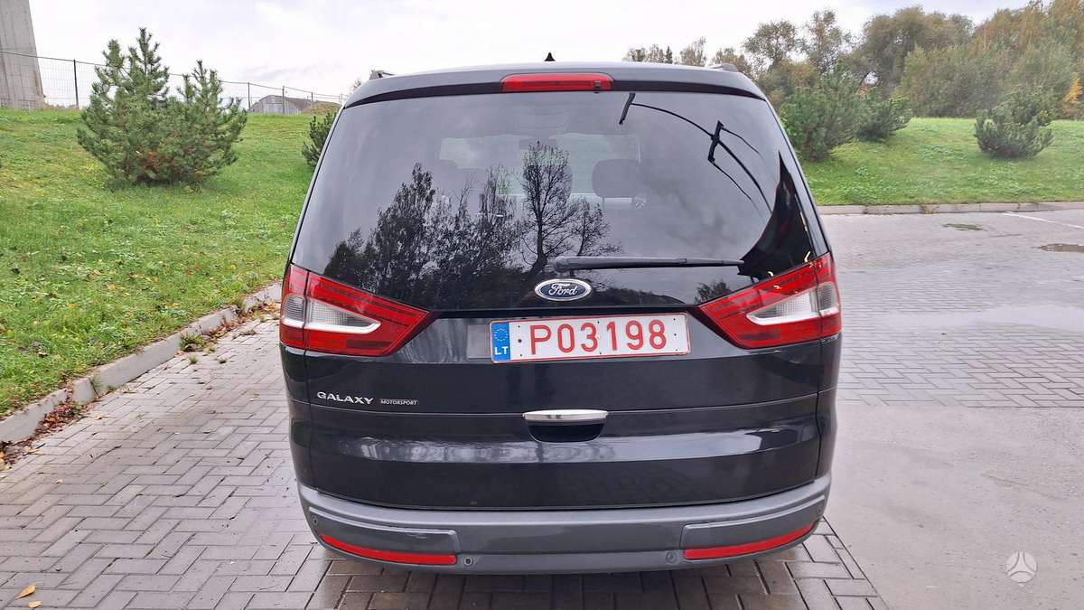 Ford Galaxy 2011 — photo 12