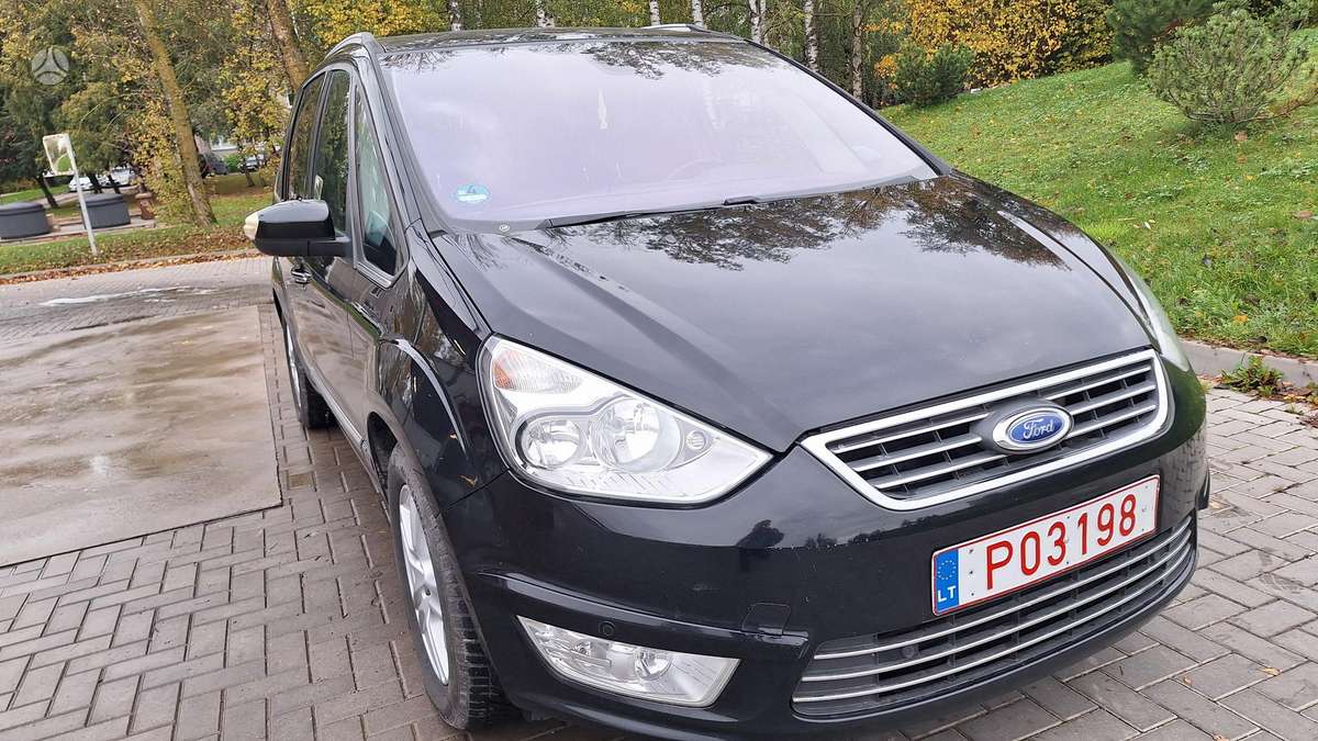 Ford Galaxy 2011 — photo 13