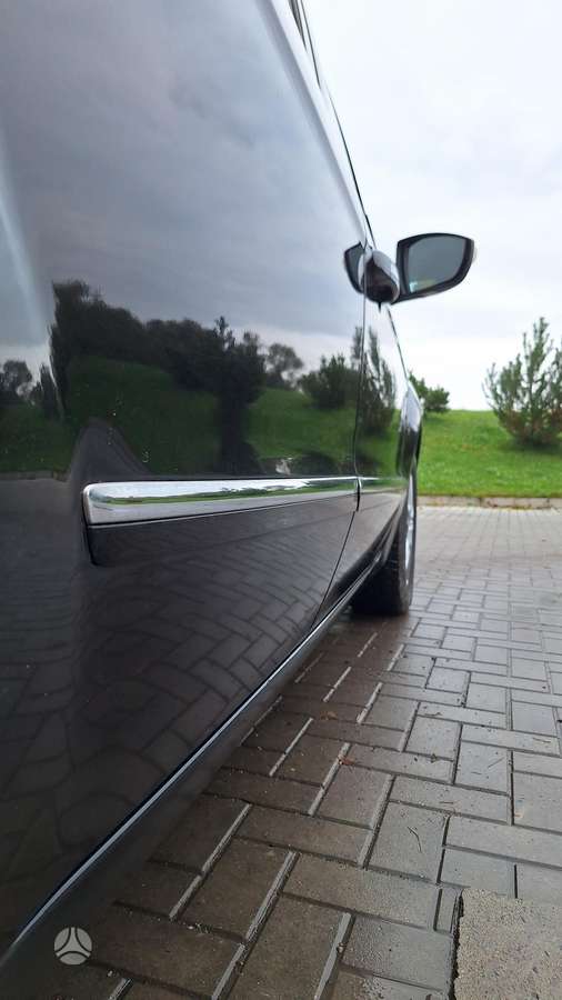 Ford Galaxy 2011 — photo 25