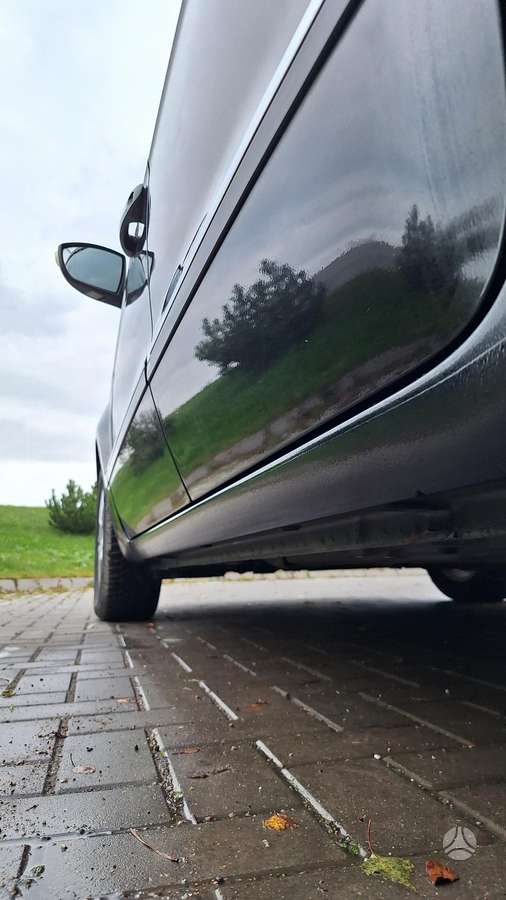 Ford Galaxy 2011 — photo 7