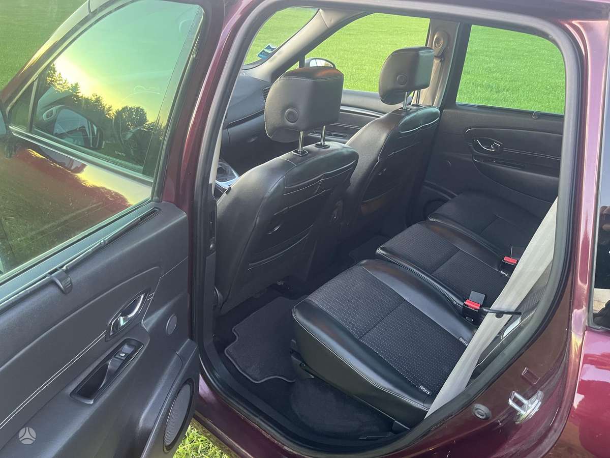 Renault Grand 2014 — photo 12