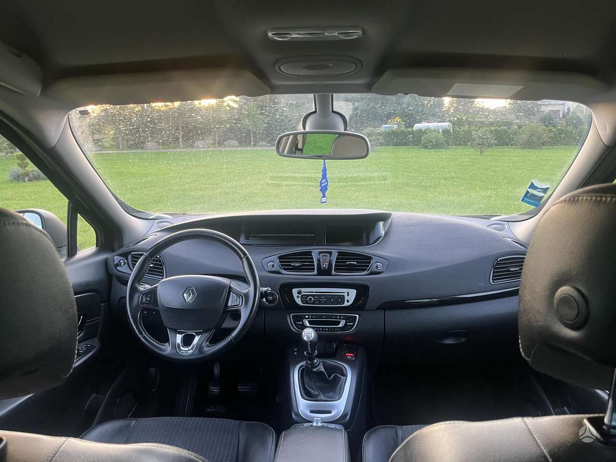 Renault Grand 2014 — photo 15