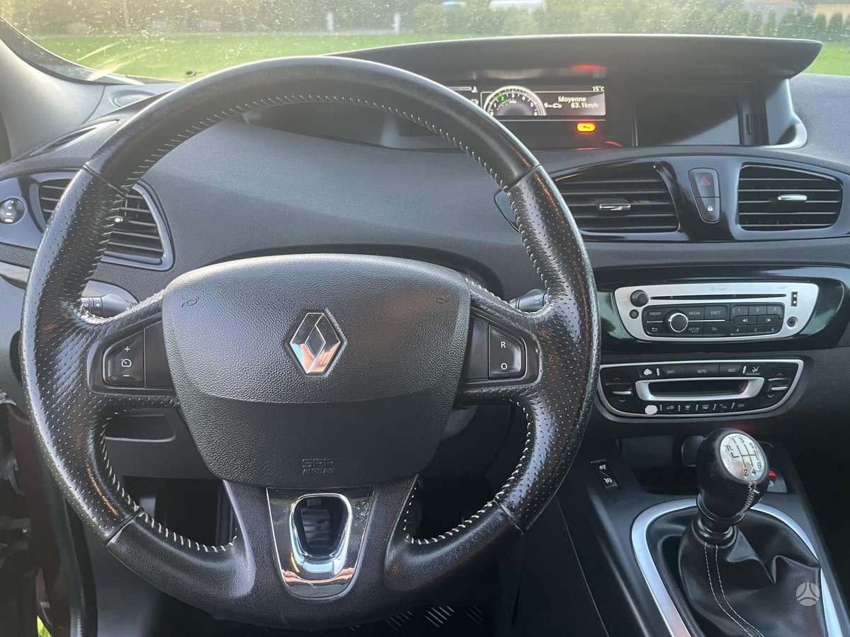 Renault Grand 2014 — photo 16