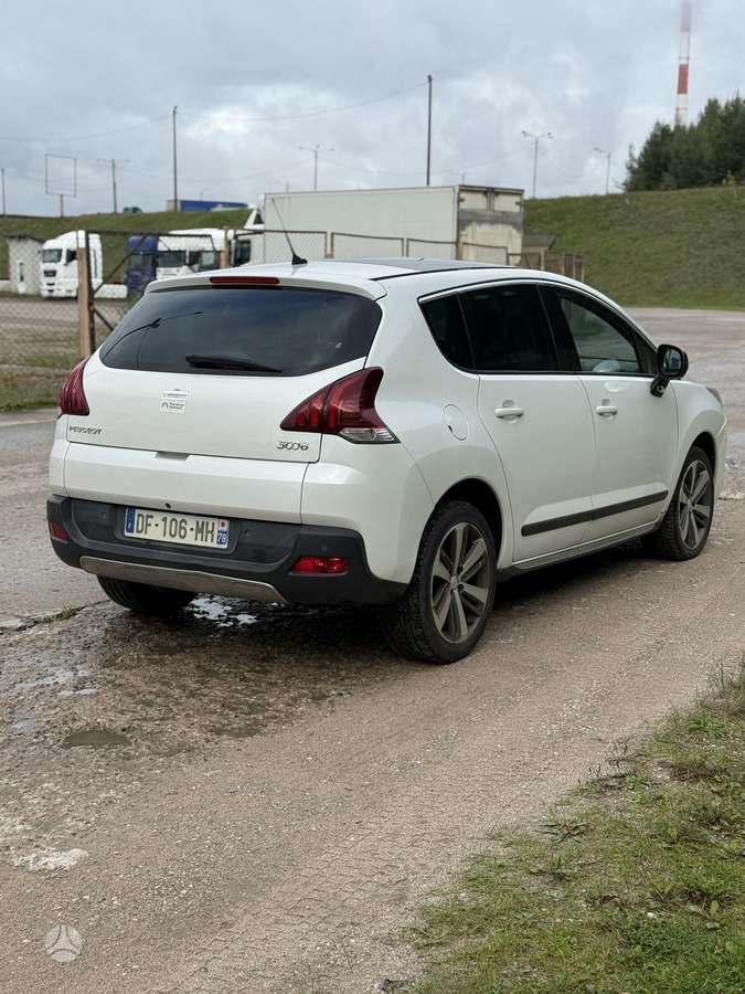 Peugeot 3008 2014 — engine 1560 cm³, 114 HP (84kW)
