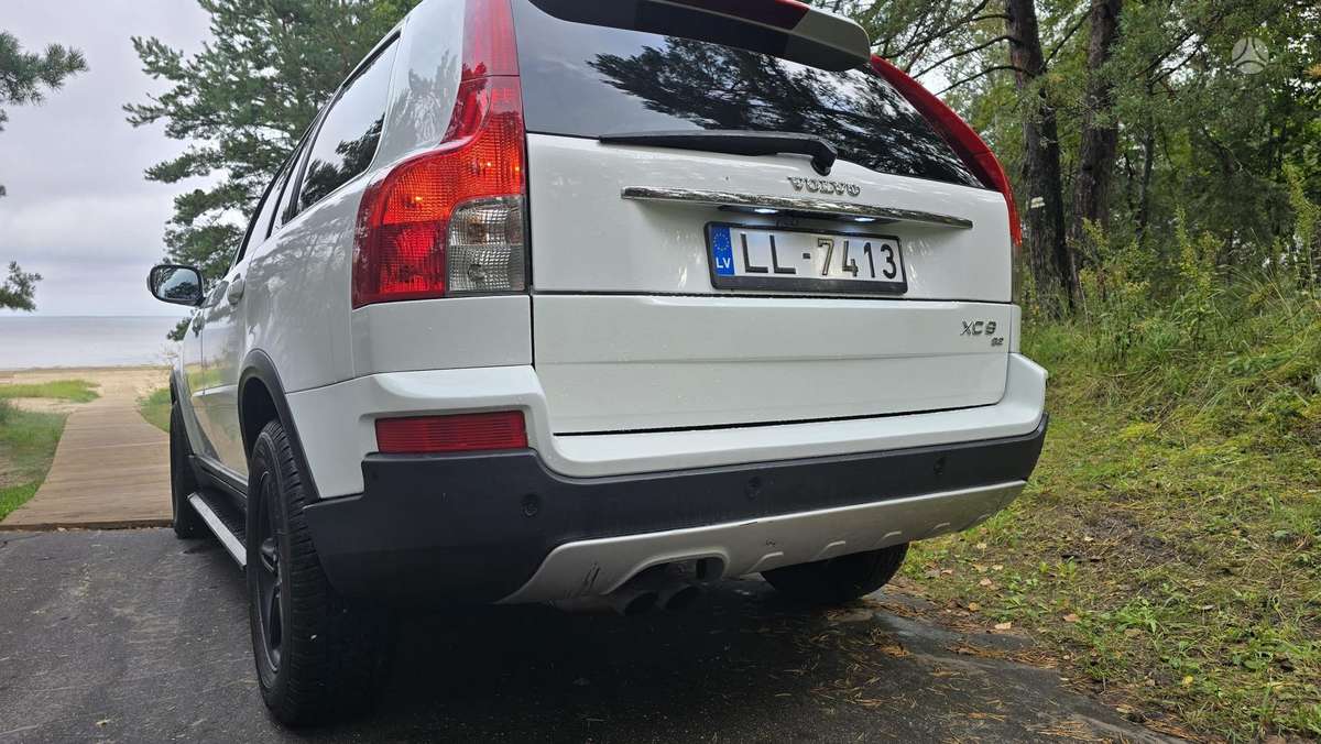 Volvo XC90 2008 — photo 26