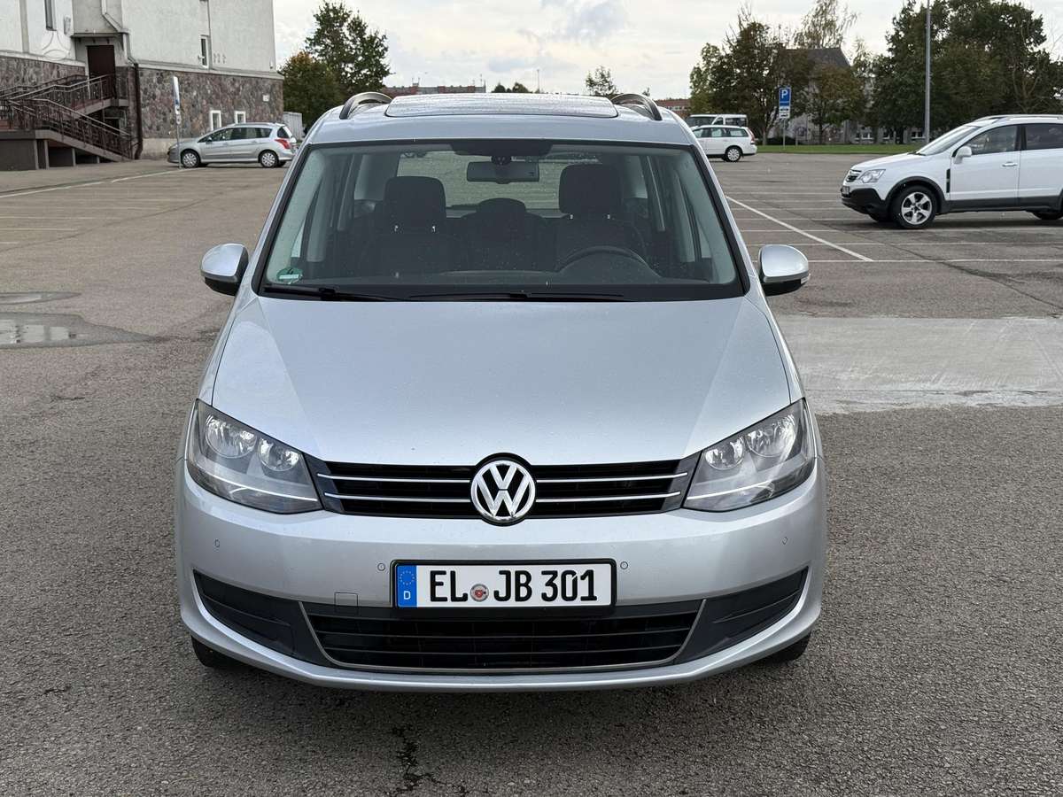 Volkswagen Sharan 2013 — двигун 1968 cm³, 140 HP (103kW)