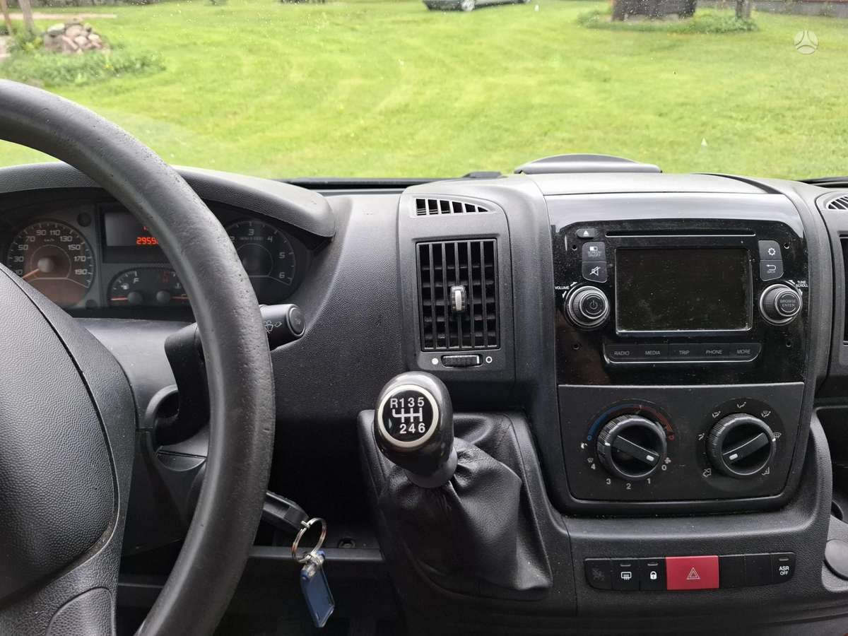 Citroen Jumper 2015 — photo 9