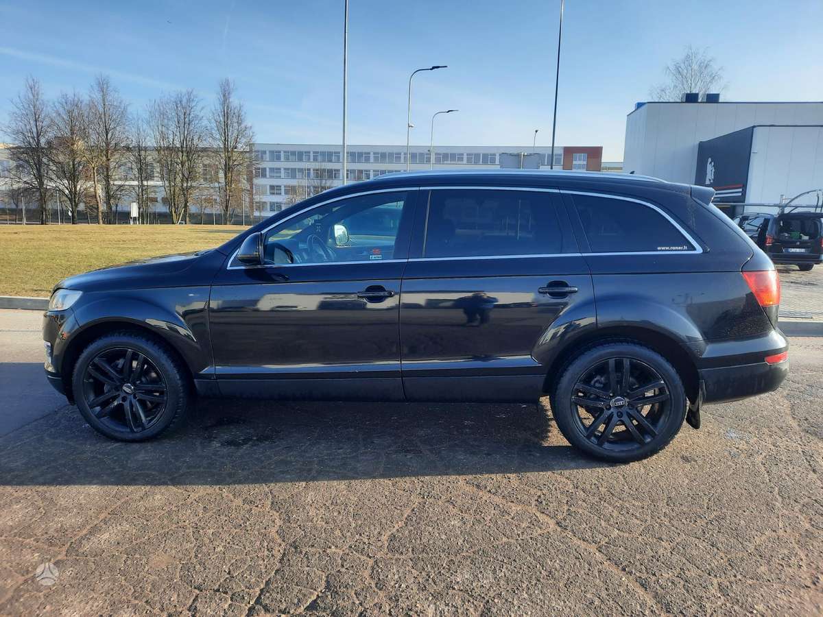 Audi Q7 2006 — двигун 3000 cm³, 232 HP (171kW)