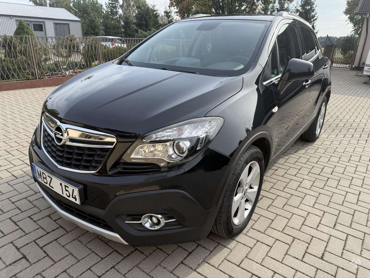 Opel Mokka 2013 — салон