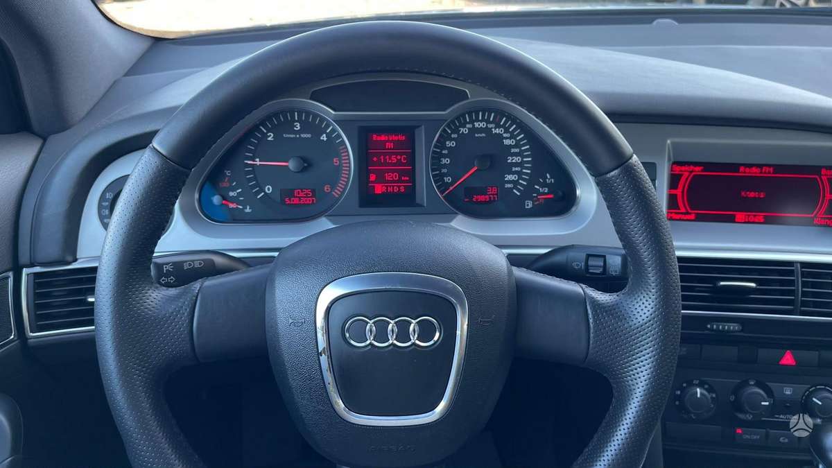 Audi A6 2008 — вигляд ззаду
