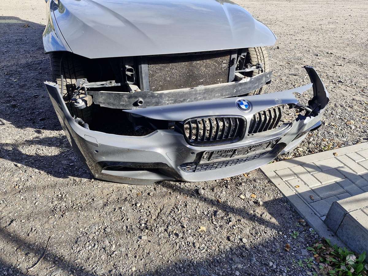 BMW 320 2013 — photo 25