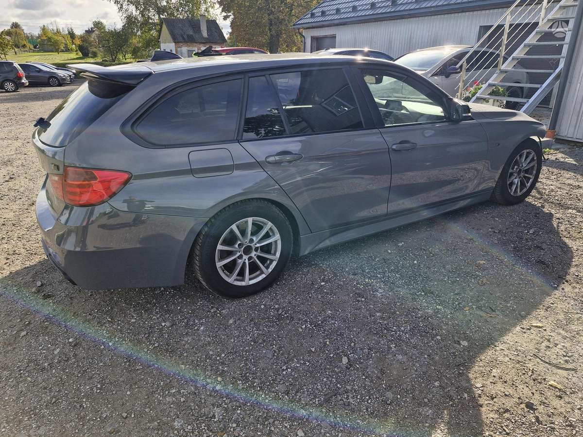 BMW 320 2013 — photo 8