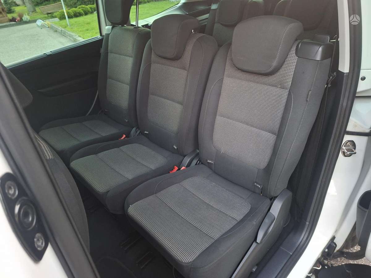 Volkswagen Sharan 2011 — photo 19