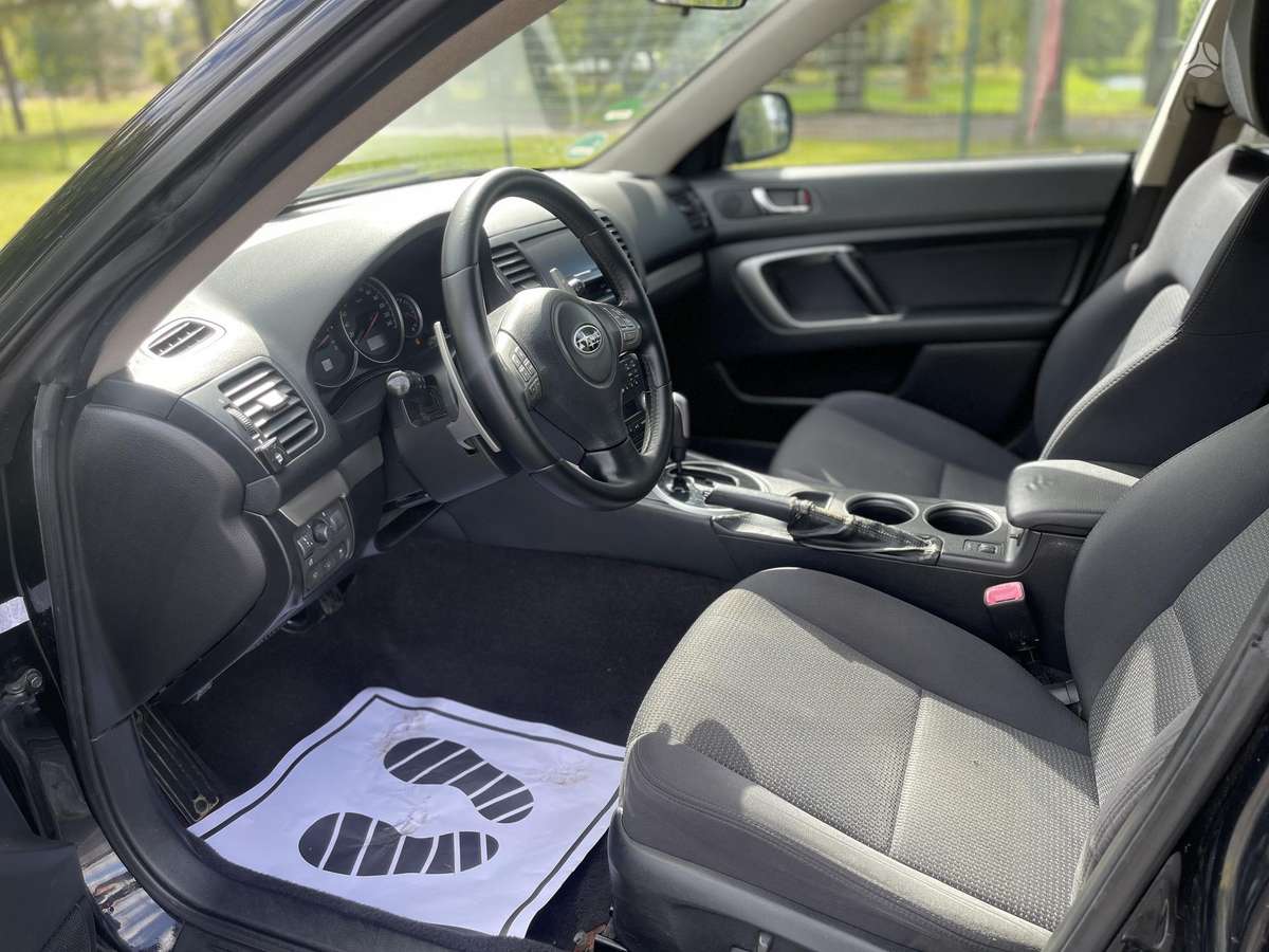 Subaru Legacy 2007 — photo 10