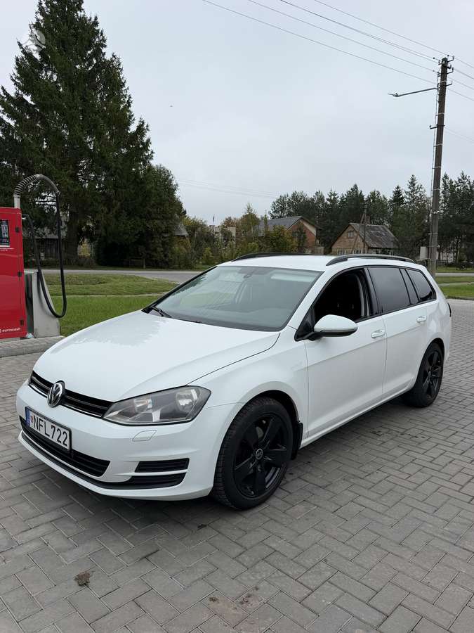 Volkswagen Golf 2014 — двигун 1598 cm³, 90 HP (66kW)