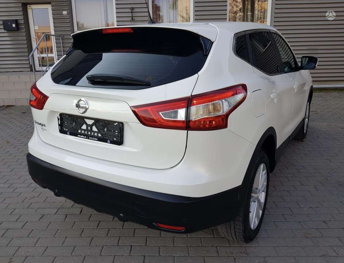 Nissan Qashqai 2015 — engine 1197 cm³, 116 HP (85kW)