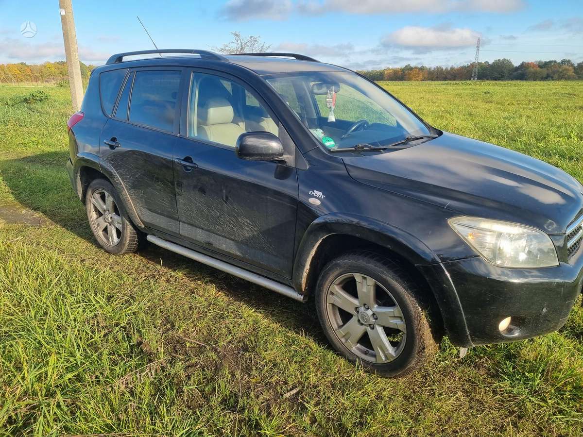 Toyota RAV4 2007 — двигун 2200 cm³, 177 HP (130kW)
