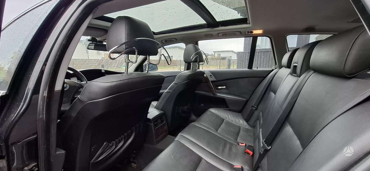 BMW 525 2004 — photo 11