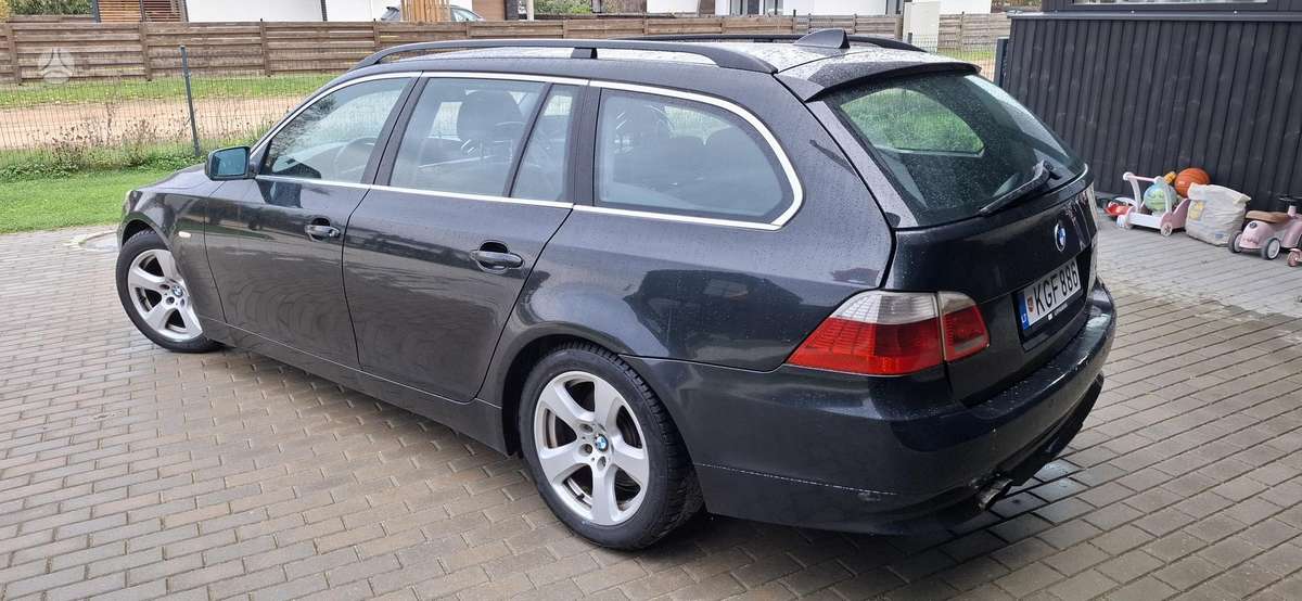 BMW 525 2004 — photo 7