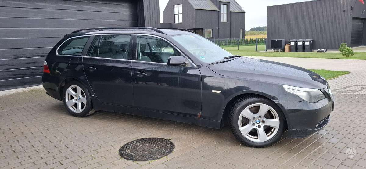 BMW 525 2004 — photo 8