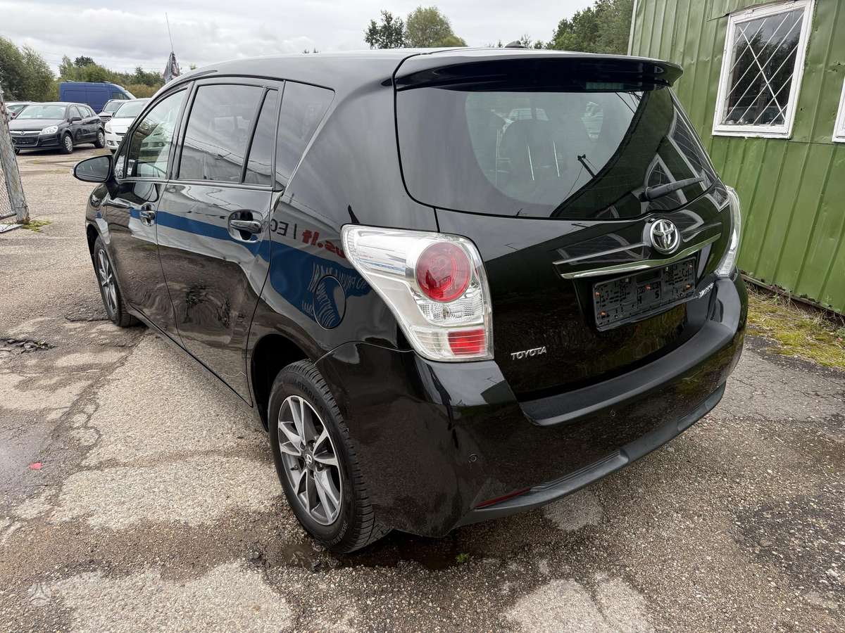 Toyota Verso 2014 — photo 6