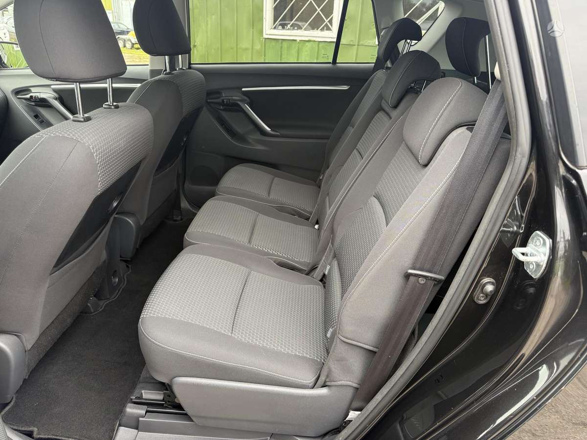 Toyota Verso 2014 — photo 9
