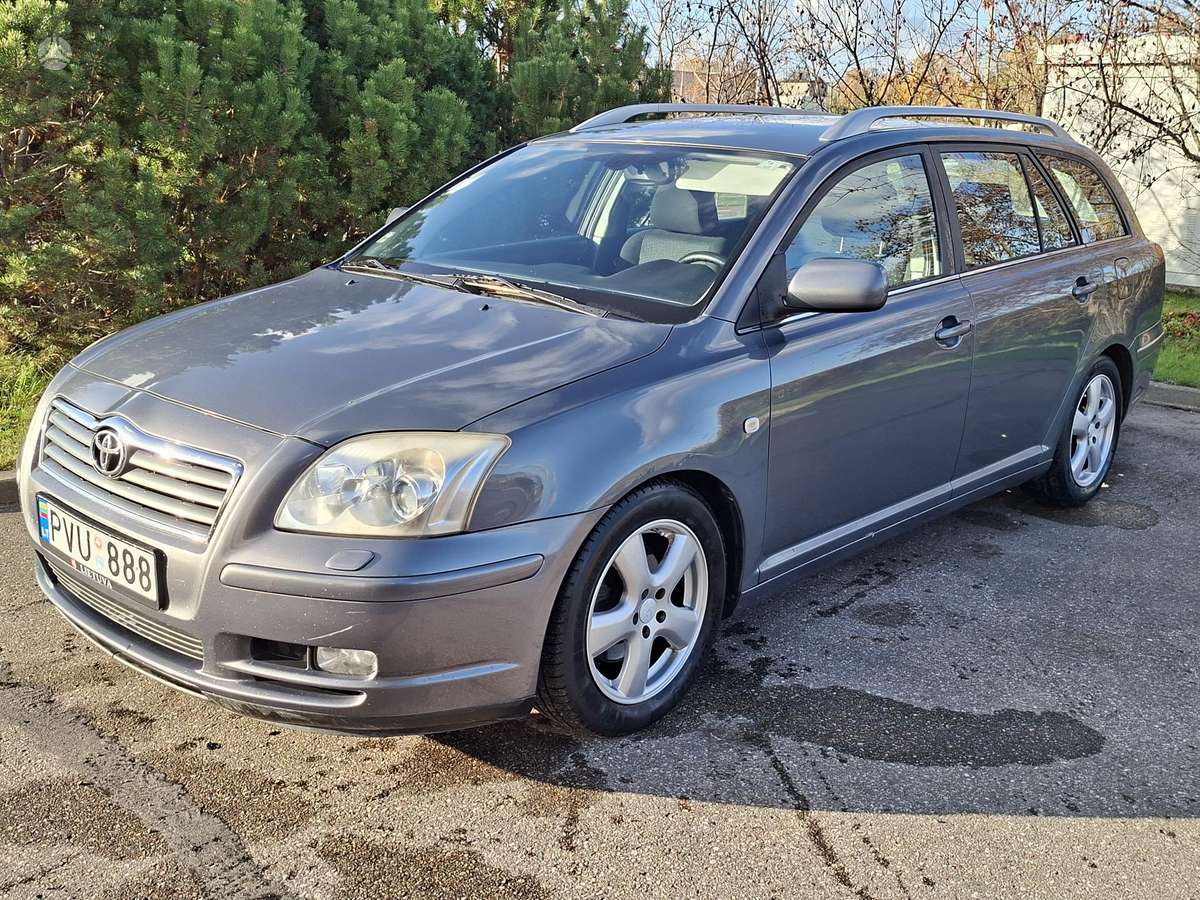 Toyota Avensis 2004 — авто для ЗСУ з Європи