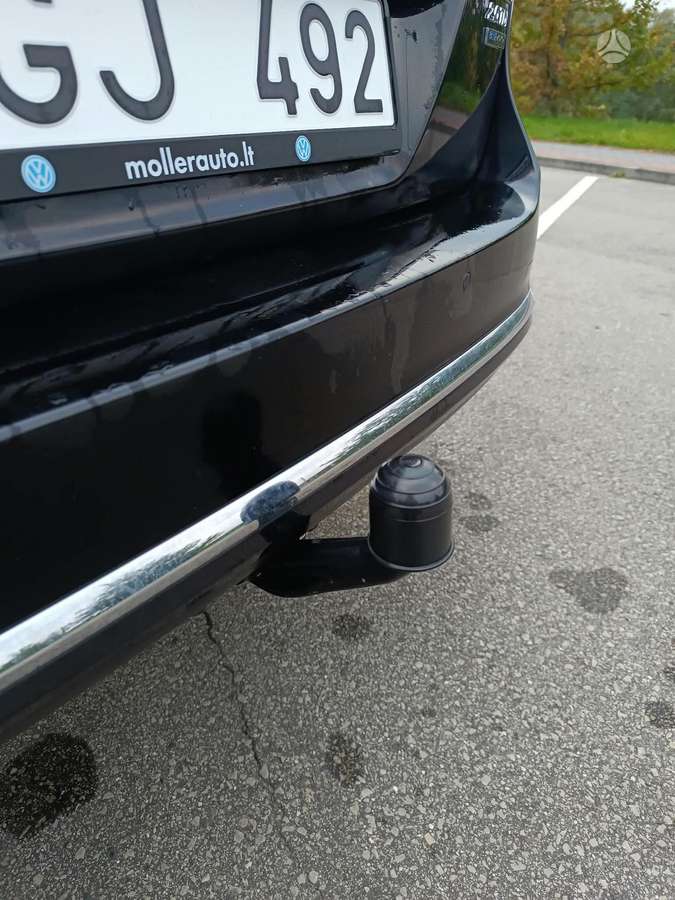 Volkswagen Passat 2012 — photo 11