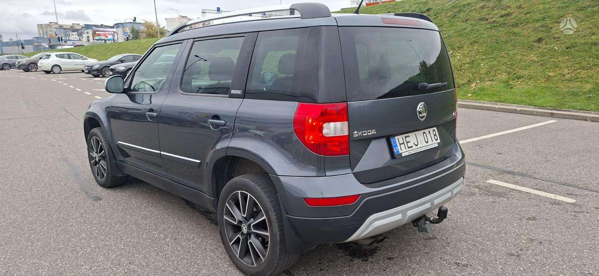 Skoda Yeti 2015 — салон