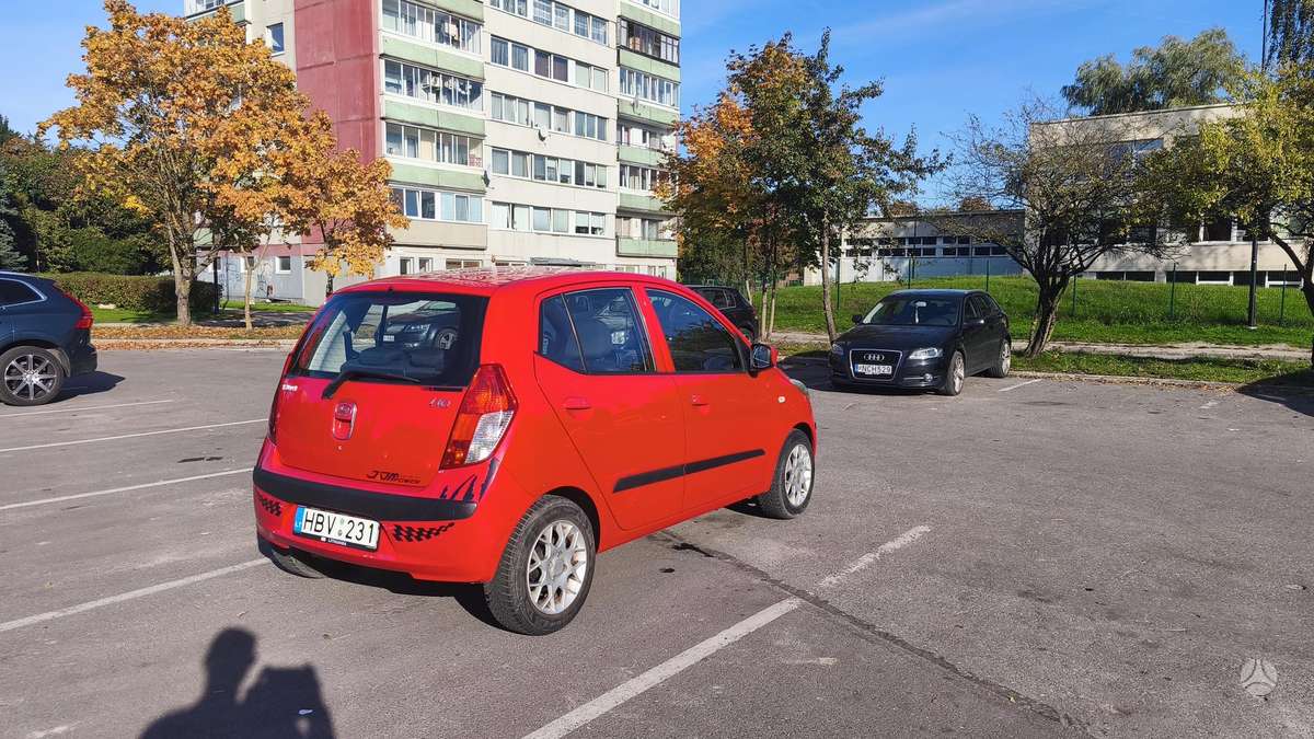 Hyundai i10 2008 — салон
