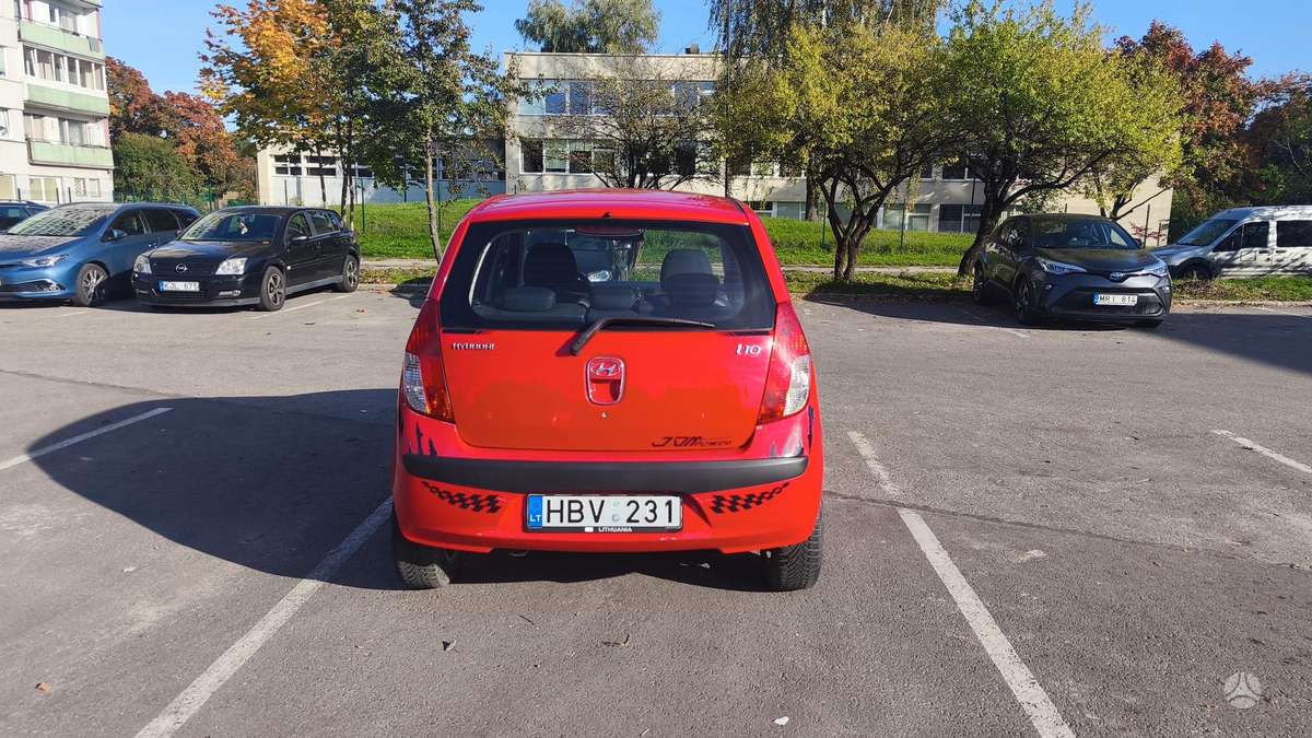 Hyundai i10 2008 — двигун 1086 cm³, 67 HP (49kW)