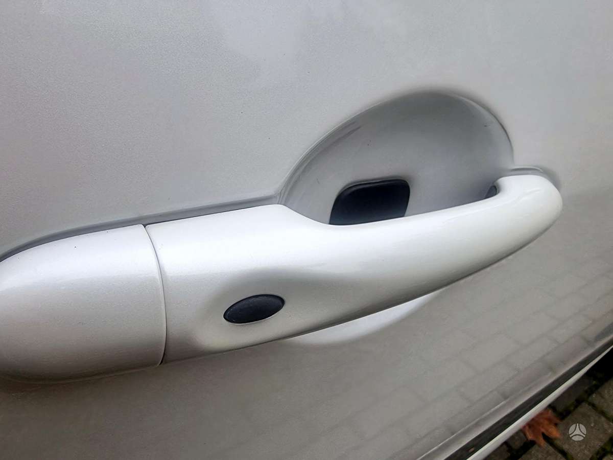 Renault Scenic 2013 — photo 12