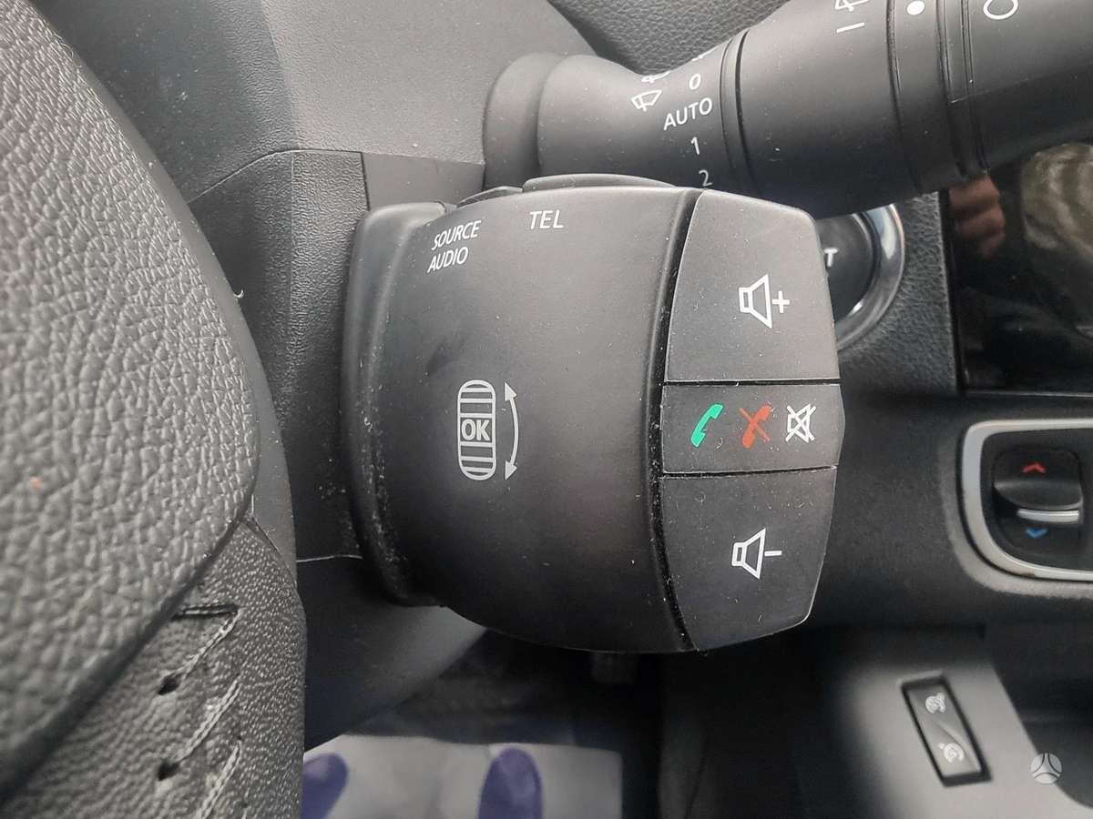 Renault Scenic 2013 — photo 26
