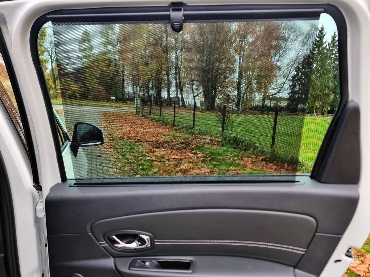 Renault Scenic 2013 — photo 32