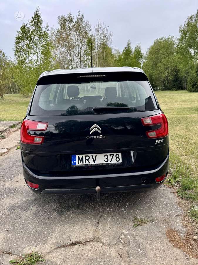 Citroen Grand 2015 — engine 1560 cm³, 120 HP (88kW)