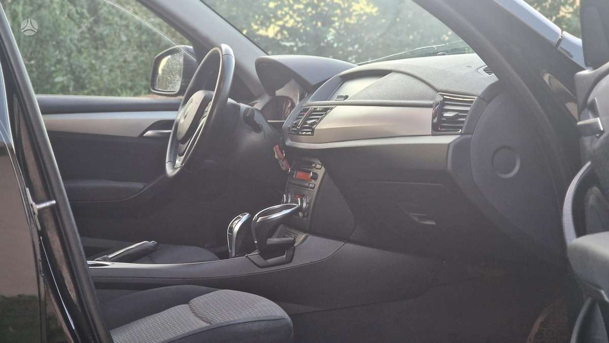 BMW X1 2013 — photo 6