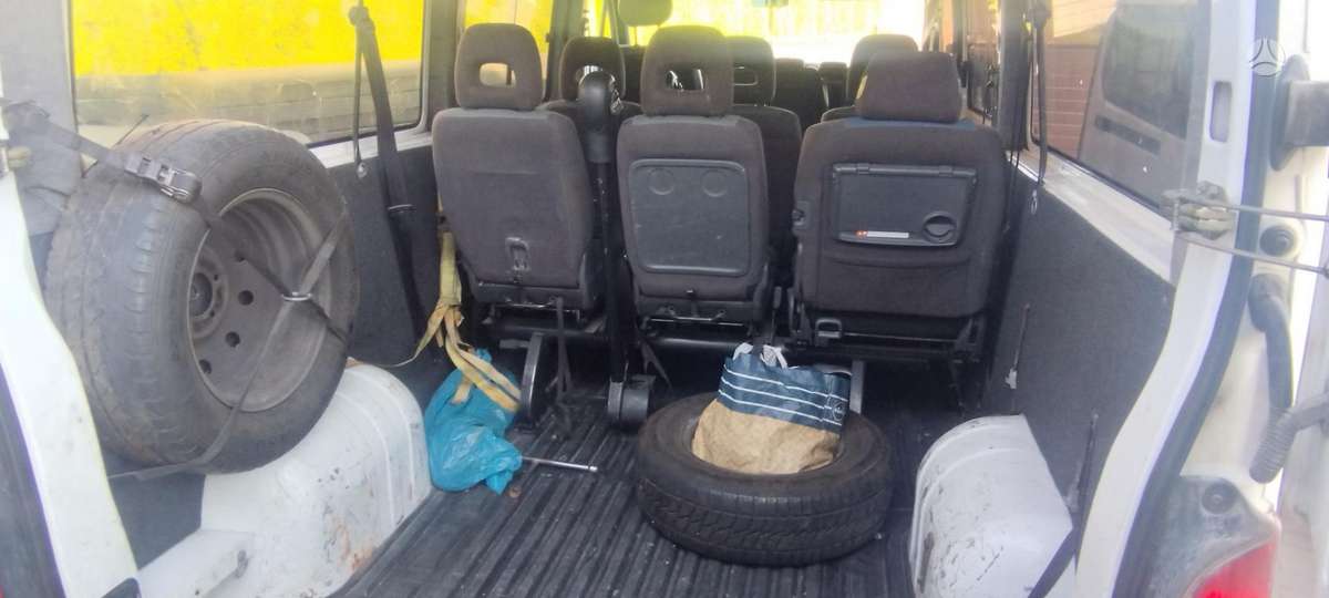 Renault Master 2004 — interior