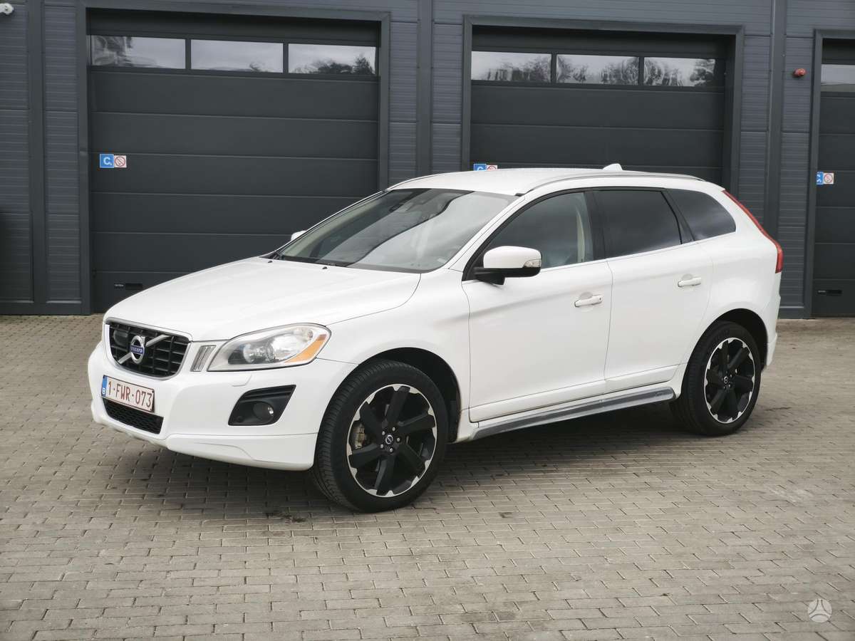 Volvo XC60 2009 — двигун 2400 cm³, 163 HP (120kW)